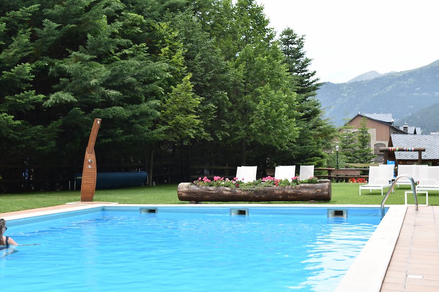 Opening of the Swimming Pool and Barbecue at the Sport Hotels Resort & Spa: An Unforgettable Summer Opening of the Swimming Pool and Barbecue at the Sport Hotels Resort & Spa: An Unforgettable Summer